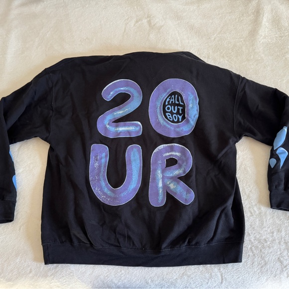 Fall Out Boy Hoodie - Picture 6 of 6